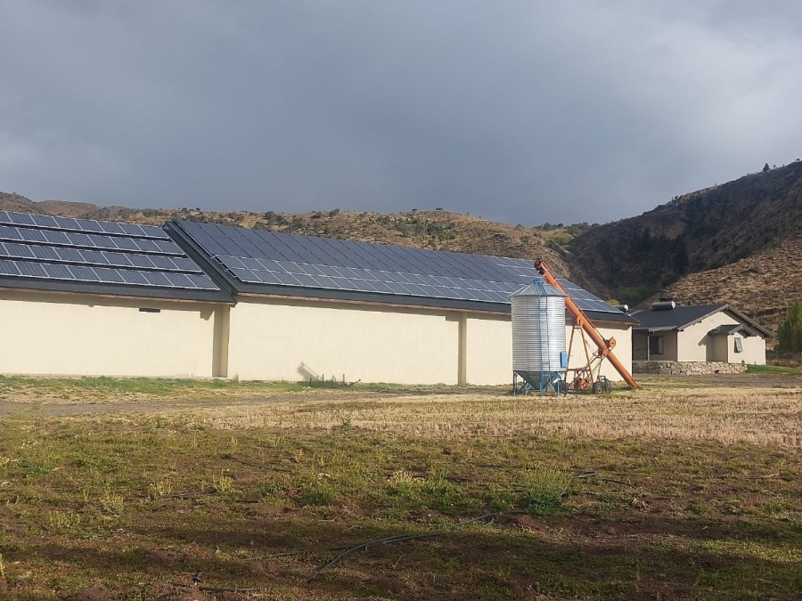Instalar y olvidar: El sistema de monitoreo de Aldar que cuida tu energía mientras vos descansás.
